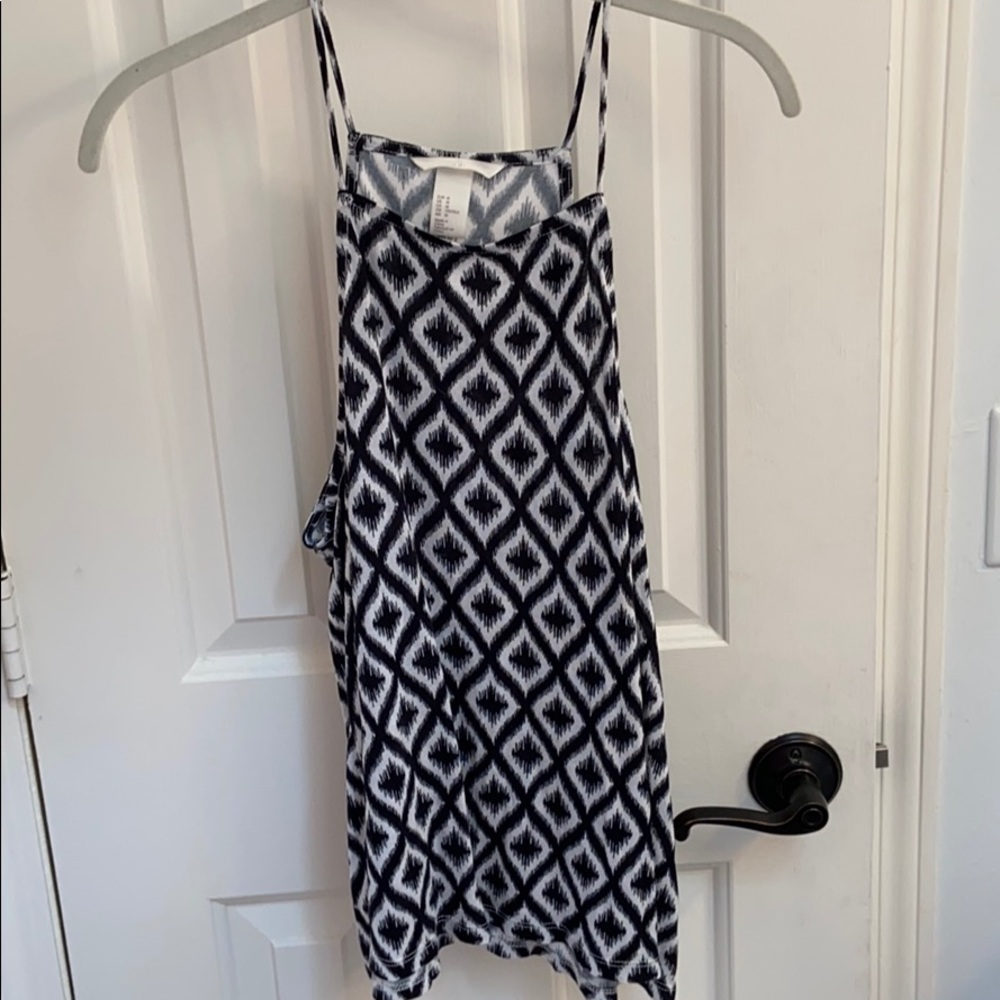 Black and white tank top